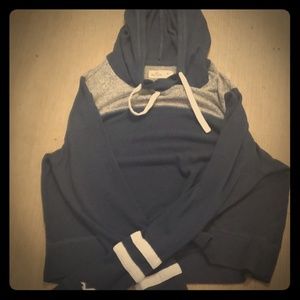 Hollister used size m hoodie